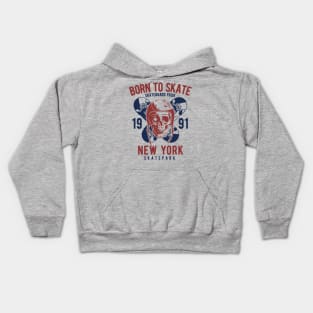 Skateboard born to skate gift Kids Hoodie